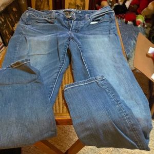 Jr American eagle 6 reg super stretch jeggings